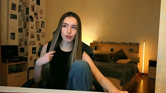 Snapshot of yourrdanceteacher chatting on January 18, 7:28 pm yourrdanceteacher online show from January 18, 7:28 pm