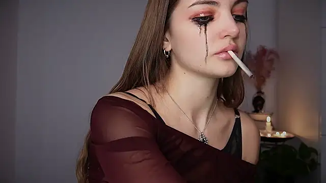 MayTease online show from October 31, 8:43 pm