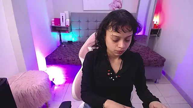 LadyWawy online show from September 23, 12:52 pm