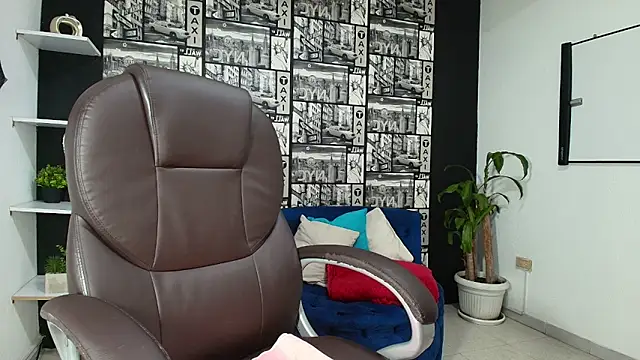 Mia Morelli  online show from September 28, 4:18 am