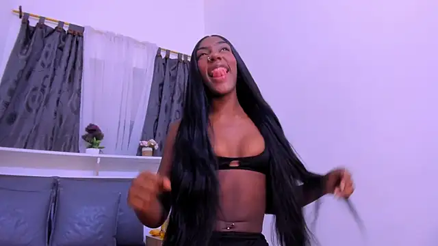 Mistt Mia online show from March 2, 6:15 pm