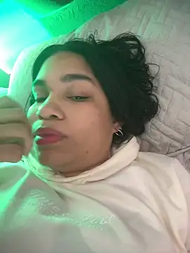 SamaraAnders  online show from April 13, 5:02 am