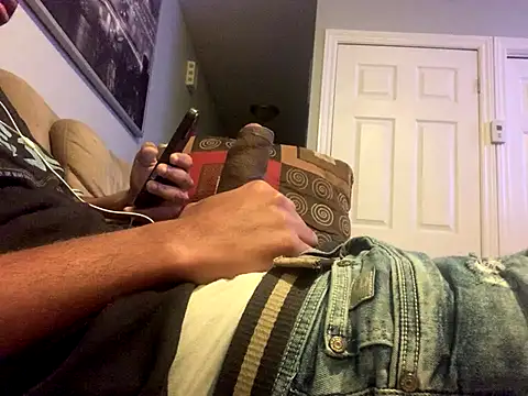 Snapshot of Insurance-03 chatting on October 8, 5:27 am Insurance-03 online show from October 8, 5:27 am