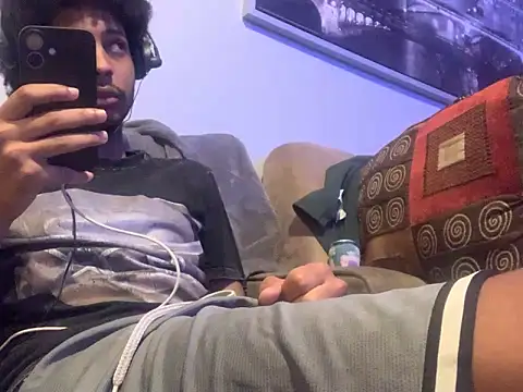 Snapshot of Insurance-03 chatting on October 12, 5:17 am Insurance-03 online show from October 12, 5:17 am