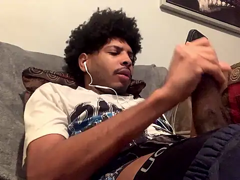 Snapshot of Insurance-03 chatting on October 22, 9:53 am Insurance-03 online show from October 22, 9:53 am