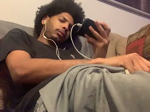 Snapshot of Insurance-03 chatting on October 27, 5:22 am Insurance-03 online show from October 27, 5:22 am