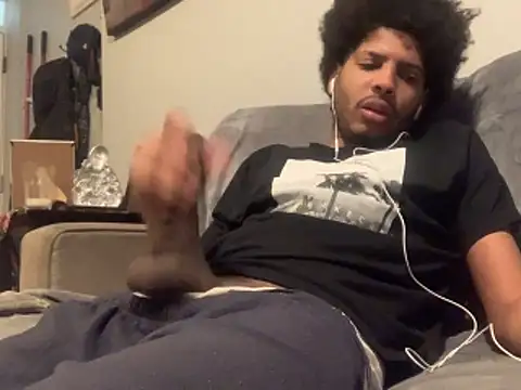 Snapshot of Insurance-03 chatting on November 11, 10:32 pm Insurance-03 online show from November 11, 10:32 pm