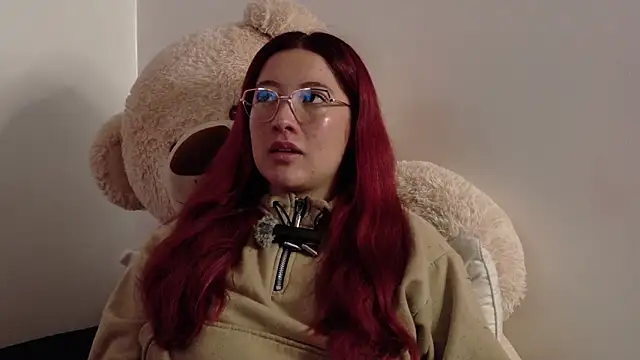 lunnaa  online show from November 7, 4:01 am