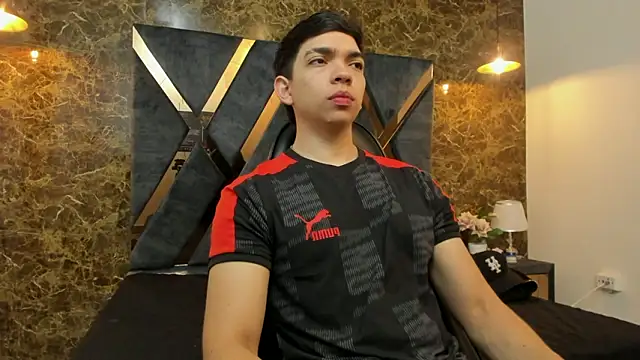 Eryonbradley online show from February 26, 11:20 am