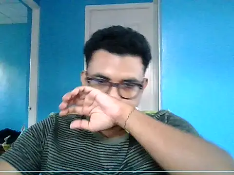 Snapshot of elturcudito chatting on February 28, 11:28 pm elturcudito online show from February 28, 11:28 pm