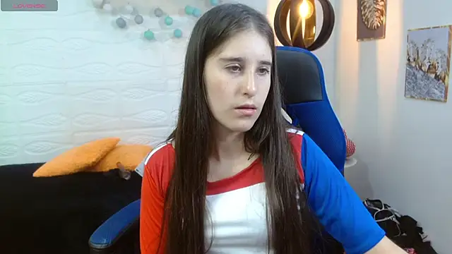 karlarousex online show from October 2, 3:13 am