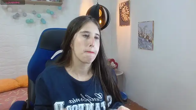 karlarousex online show from November 5, 3:17 am