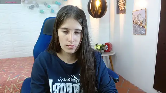 karlarousex online show from December 2, 2:06 am