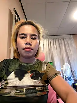 Snapshot of Kath_C chatting on October 14, 5:08 am Kath C online show from October 14, 5:08 am