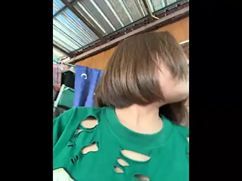 Snapshot of Kath_C chatting on November 6, 5:41 am Kath C online show from November 6, 5:41 am