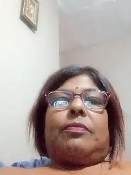 mileesha online show from November 28, 6:43 pm