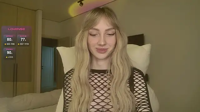 Lunainnk online show from April 30, 1:56 am