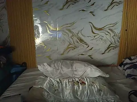 Snapshot of dimple_anne1 chatting on February 1, 12:37 pm dimple anne1 online show from February 1, 12:37 pm