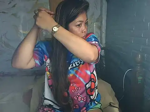 Snapshot of dimple_anne1 chatting on April 19, 5:07 am dimple anne1 online show from April 19, 5:07 am