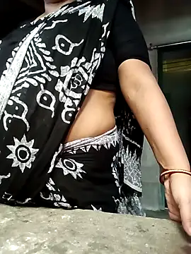 Snapshot of suparnadas141414 chatting on October 26, 5:35 am suparnadas141414 online show from October 26, 5:35 am