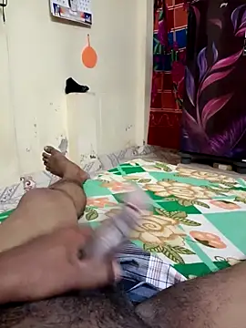 Tamilpayan09876 online show from April 14, 2:12 pm