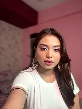 chloiedecker online show from April 8, 7:36 pm