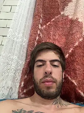 Snapshot of kirschxp chatting on December 2, 12:10 pm kirschxp online show from December 2, 12:10 pm