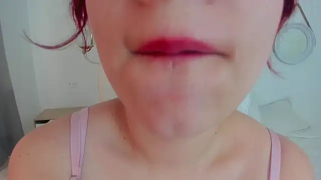 mlle luna online show from September 12, 2:39 pm