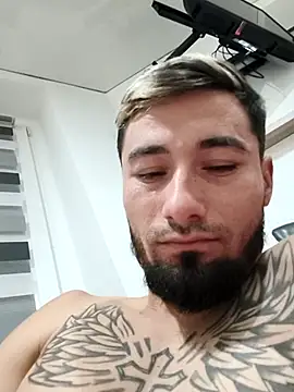 Negrila25 online show from January 17, 11:41 pm