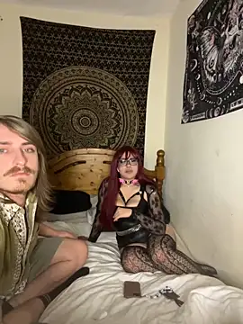 Classstrugglecutie online show from September 30, 10:15 pm