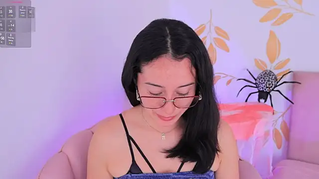 Ginevra esposito online show from October 27, 1:15 pm