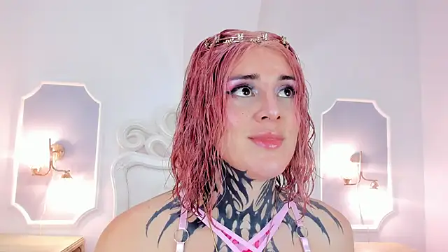 Snapshot of mystikdoll chatting on September 15, 11:43 am mystikdoll online show from September 15, 11:43 am