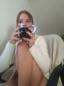 D4ddyslut online show from November 6, 7:42 am