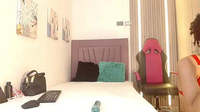 Ivone Rose  online show from October 24, 12:34 pm