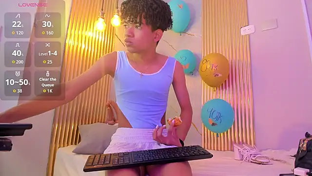 Ivone Rose  online show from November 8, 12:27 pm