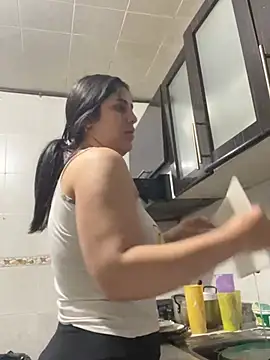 Electraweb 09 online show from February 9, 1:59 pm