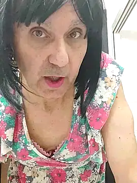 Emily de Carla online show from November 4, 3:55 pm