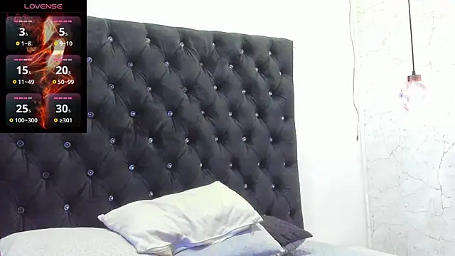 AndresSterling  online show from September 15, 11:21 am