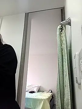 Vikyvoyeur online show from March 4, 9:54 pm