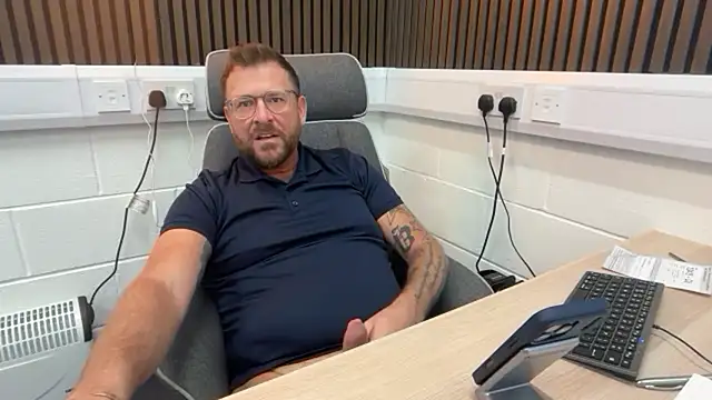 bilf1978 online show from March 4, 7:14 am