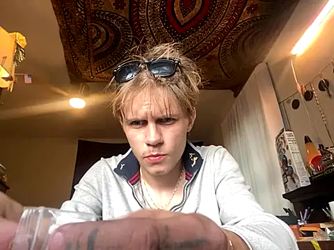 XanderOzzz online show from October 21, 8:53 pm