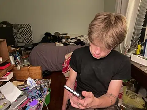 XanderOzzz online show from July 9, 2:48 am