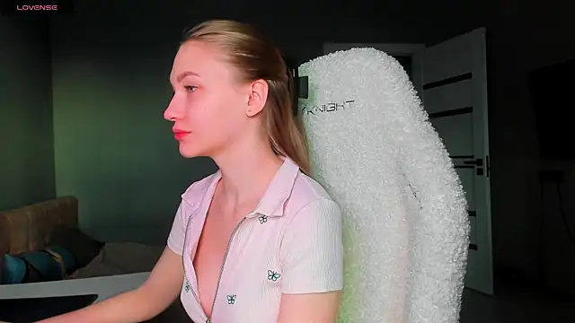 Ammi bliss online show from November 18, 3:23 am