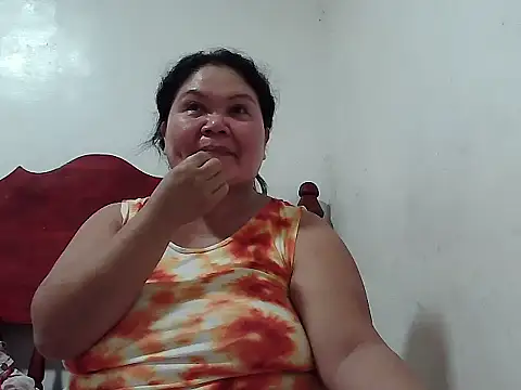 Snapshot of Mari_fvcks chatting on March 5, 9:49 am Mari fvcks online show from March 5, 9:49 am