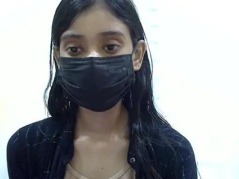 smallcuute online show from November 20, 12:55 am