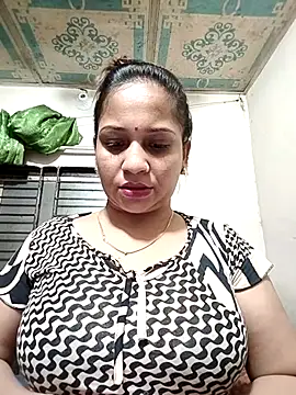Snapshot of Payel_50 chatting on June 28, 3:18 pm Payel 50 online show from June 28, 3:18 pm