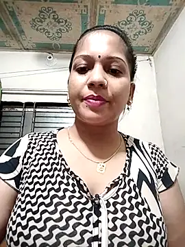 Snapshot of Payel_50 chatting on July 10, 5:37 pm Payel 50 online show from July 10, 5:37 pm