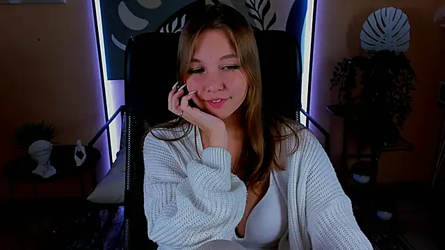 VivianGutierrez online show from October 5, 11:08 am