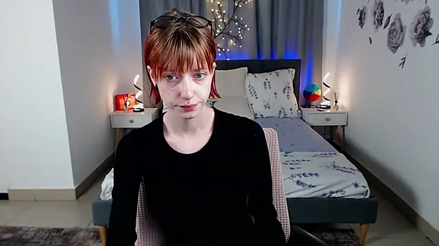 AveryLia online show from September 20, 11:28 pm