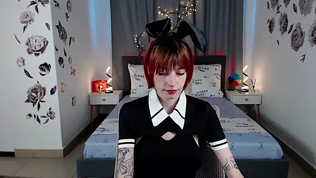 AveryLia online show from September 26, 11:20 pm